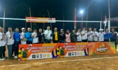 Kejuaraan Bola Volley Piala Ketua PBVSI Kabupaten Malang Berlangsung Meriah Di Lapangan Rest Area Clumprit